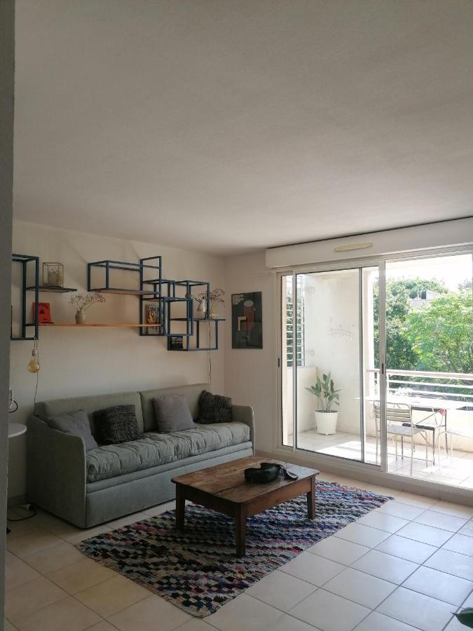 Marseille : Joli T2 Mer Et Collines + Terrasse Marselha Exterior foto